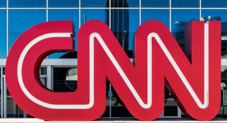 Mudslide debris blocking Highway 99 in B.C.