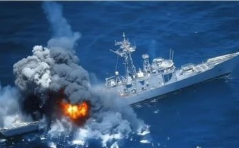 USS Rodney M Davis sinking after missile strike