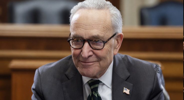 Hawaii Lawmaker Switches From Democratic Party to GOP