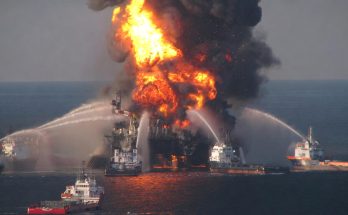 Oil rig explosion fire at sea