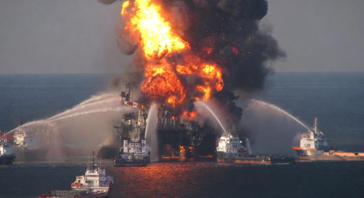 Oil rig explosion fire at sea