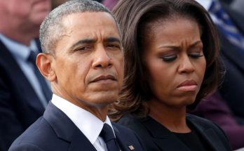 Sad news Barack Michelle Obama emotional